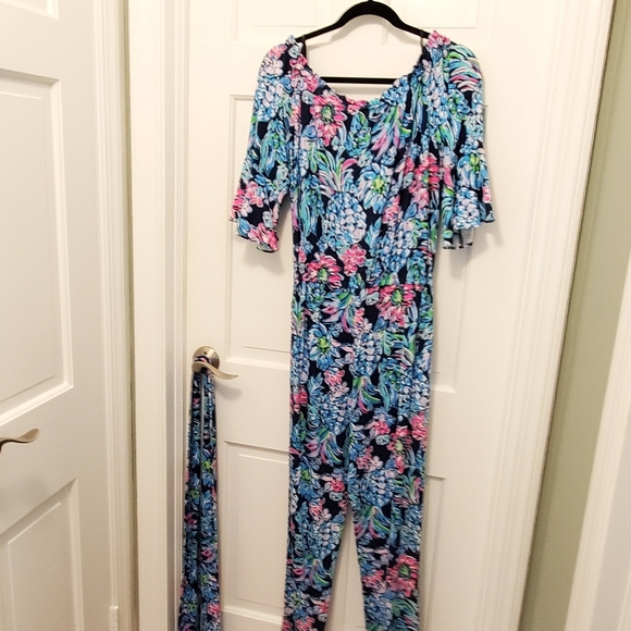 EC Lilly Pulitzer Calla Jumpsuit "Pineapple Paradise" Print Size Small, Colorful - Picture 6 of 10